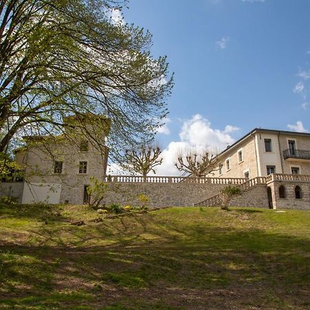 Castel Serein Maubec  Buitenkant foto