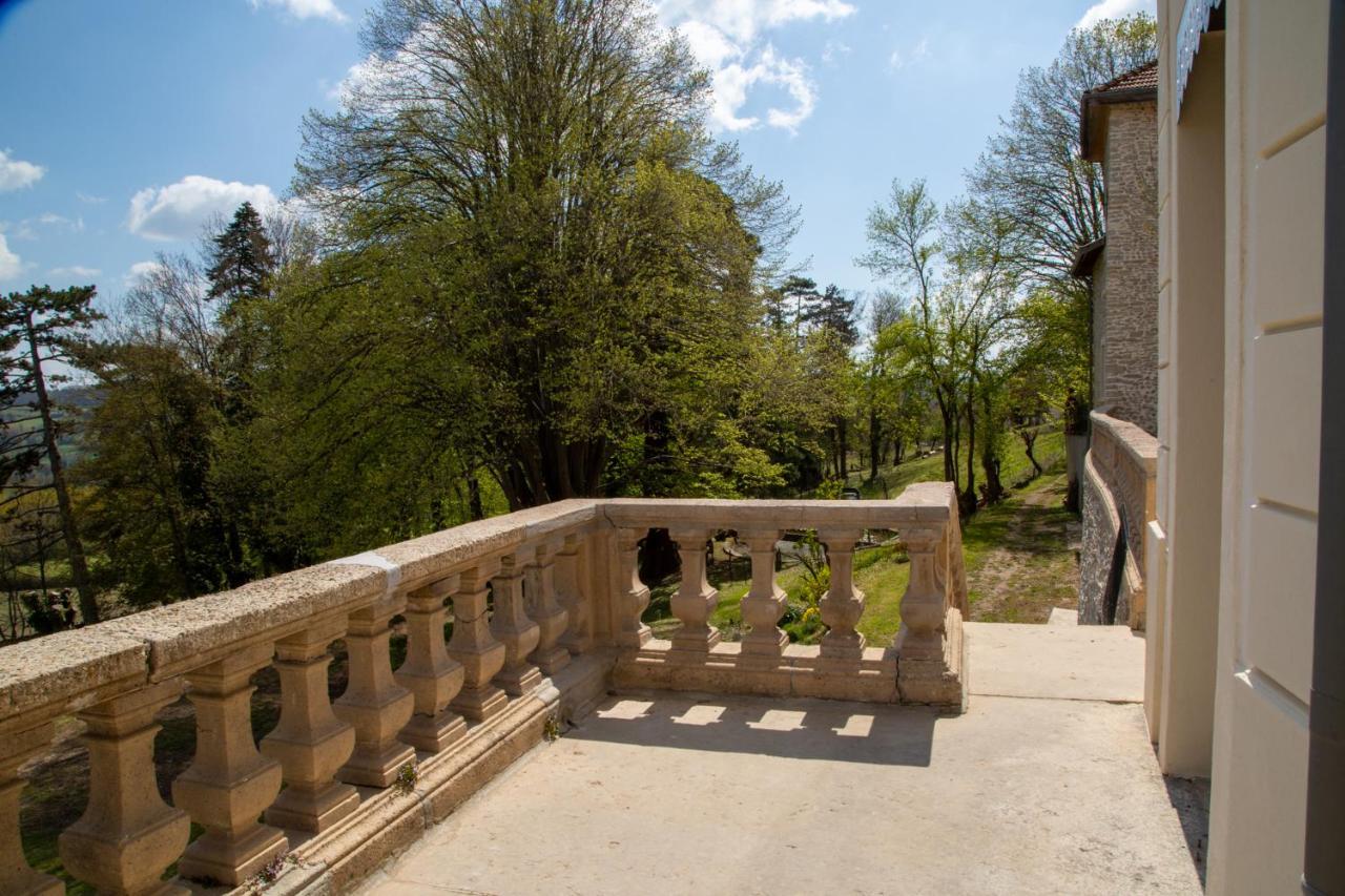 Castel Serein Maubec  Buitenkant foto